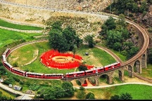 Khám phá chiếc cầu cạn hình xoắn ốc độc đáo 